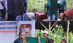 Dukung Ketahanan Pangan, BRI Sidikalang Beri Bantuan Alat Penggiling Jagung Ke Kelompok Tani