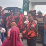 PAC Pemuda Pancasila Medan Tuntungan Berbagi Takjil Di Kampung UMKM